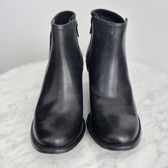 WOLVERINE 1000 Mile Black Leather Zadie Ankle Booties Women's Size 6 - Picture 3 of 11